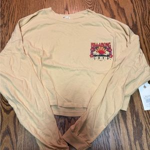New cropped long sleeve billabong shirt